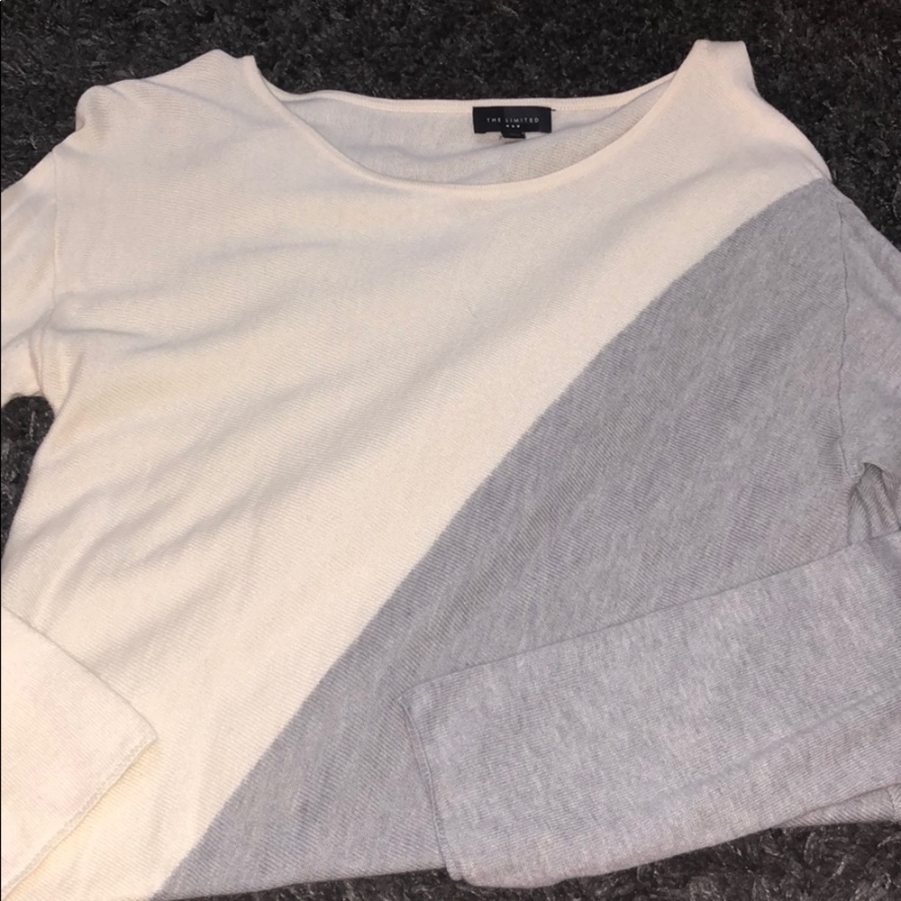 Sweater from the limited